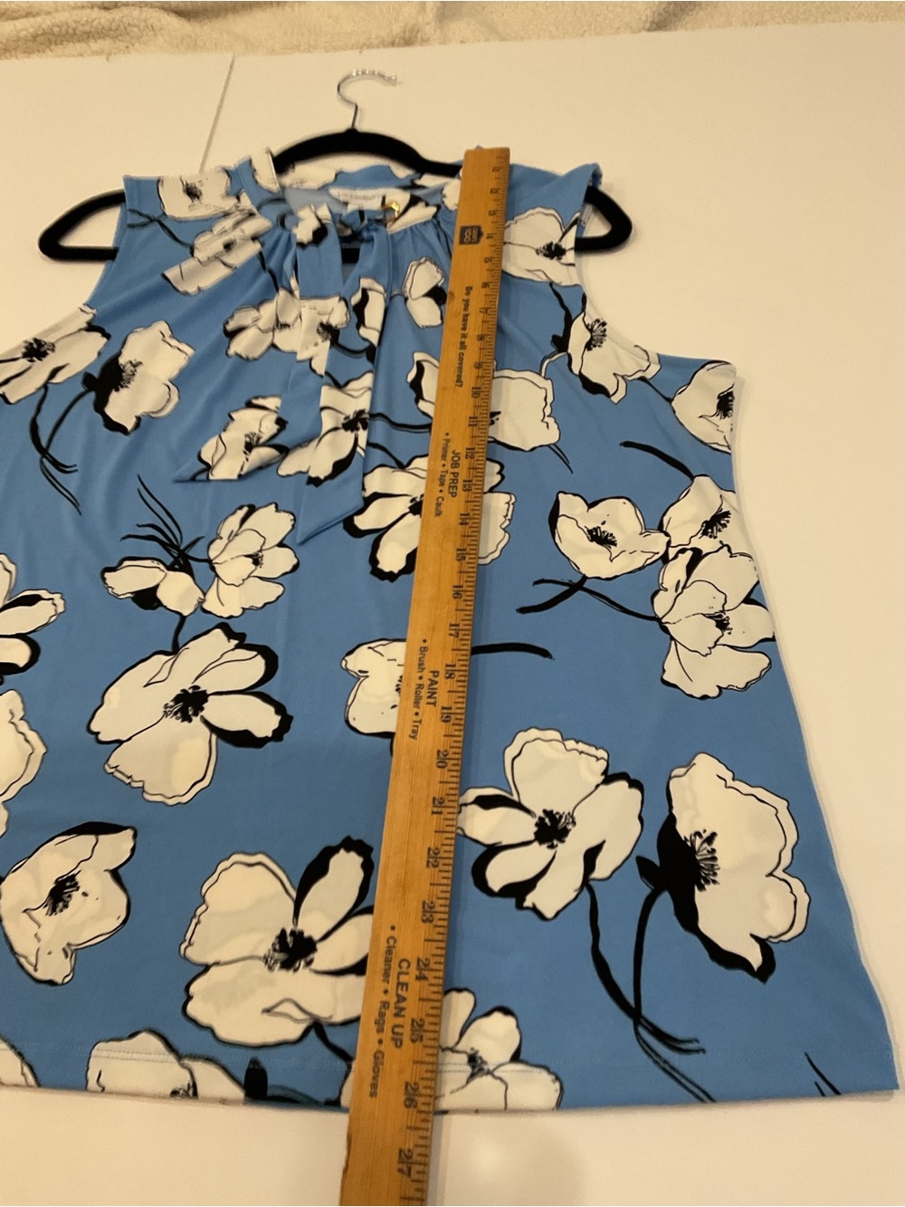 Liz Claiborne Blue Floral Tie Neck Sleeveless Blouse | XL | NWOT - Picture 9 of 10